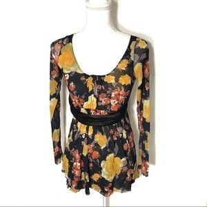 Daisy & Clover Floral Fit & Flare Top Medium Women